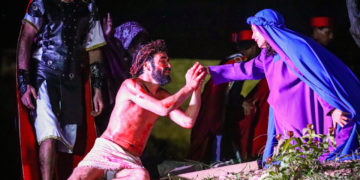 Emoção e interação com o público marcam Paixão de Cristo de Floriano