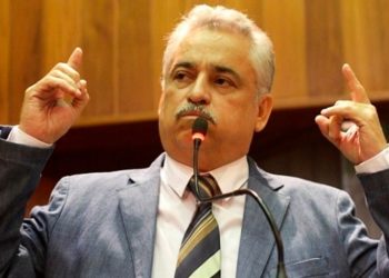 “Estou na espera. Se precisar, serei candidato”, diz Robert Rios
