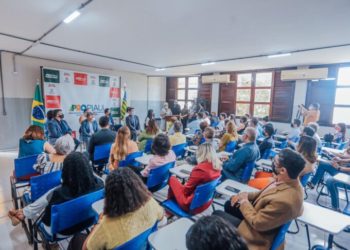 Governadora lança edital do Sisu 2022 da Uespi com 1.965 vagas