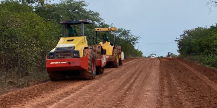 Governo do Piauí intensifica recuperação de rodovias estaduais