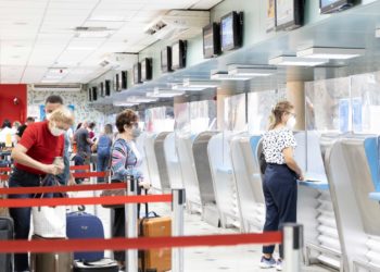 Aeroporto recolheu mais de 300 objetos perdidos pelos passageiros desde abril