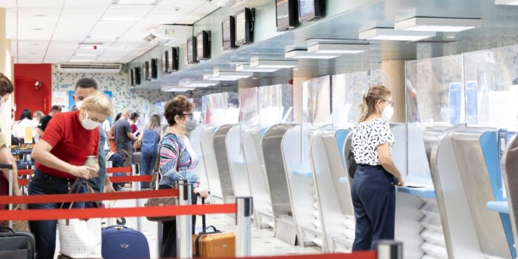 Aeroporto recolheu mais de 300 objetos perdidos pelos passageiros desde abril