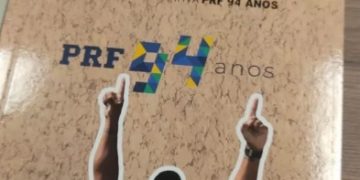 Governo distribui livro religioso na PRF e gera incômodo