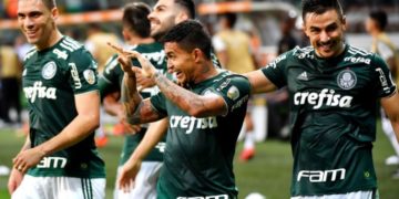 Palmeiras chega a 98% de chance de título e mira recorde de antecedência