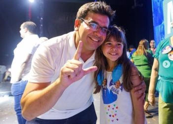 Vitória eleitoral de Rafael Fonteles no Piauí é destaque na Veja