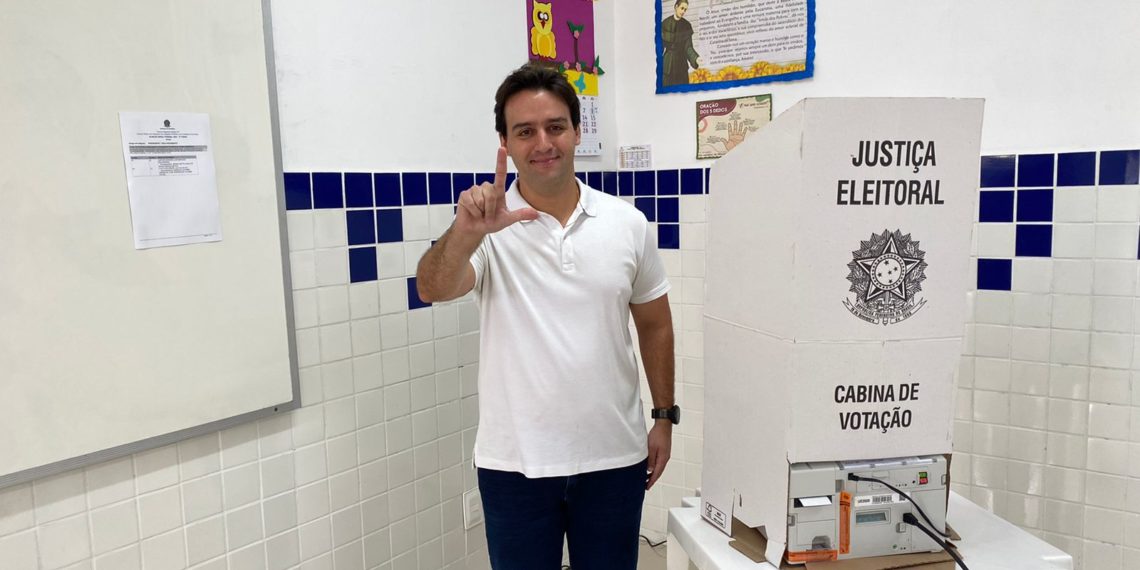 Flávio Júnior diz que o momento é de “união de todos os brasileiros”