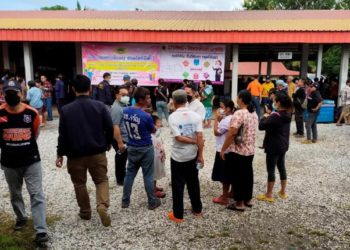 Ex-policial abre fogo em creche e mata 26 crianças e 12 adultos na Tailândia