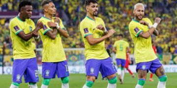 Brasil decide no 1º tempo, atropela Coreia do Sul e vai às quartas da Copa