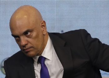 Moraes decide afastar o governador do DF por 90 dias