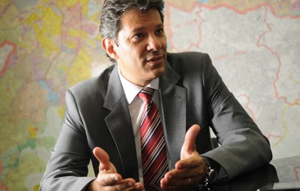 Governo prorroga imposto zero para gasolina até fevereiro