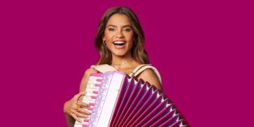 Atriz e cantora Lucy Alves participa de campanha para Centro Universitário