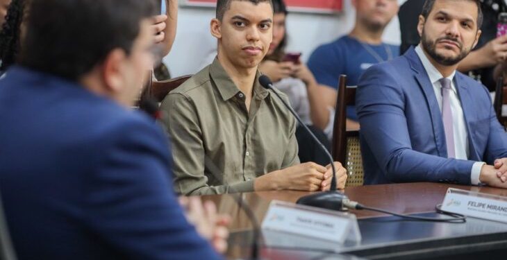 Auxílios alimentação e moradia de estudantes da Uespi são reajustados em 50%