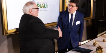 Rafael Fonteles assina acordo de cooperação internacional na Estônia