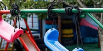 Quatro crianças são mortas em ataque a creche em Blumenau; homem foi preso