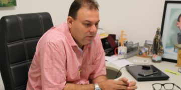 Jeová Alencar é submetido à cateterismo após sofrer infarto