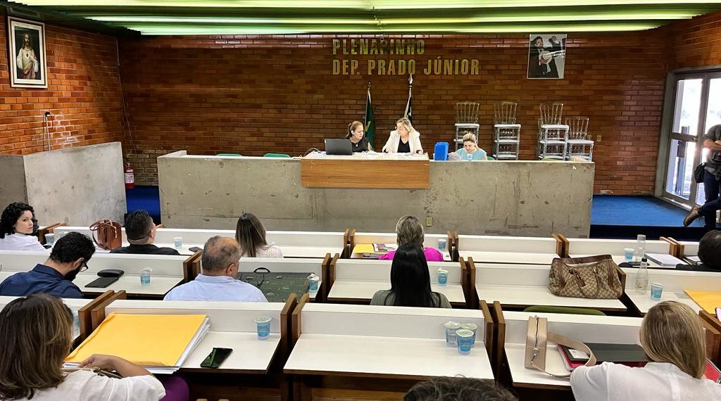 Assembleia realiza licitação de R$ 14 milhões para contratar quatro agências