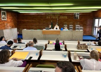 Assembleia realiza licitação de R$ 14 milhões para contratar quatro agências