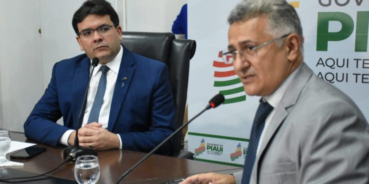 Rafael Fonteles anuncia concursos com 160 vagas para docente e técnico da Uespi