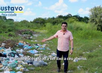 MAIS UM CAMPO DE FUTEBOL ABANDONADO E DESTA VEZ FICA AO LADO DO PARQUE VITÓRIA. CRIANÇAS PEDEM PROVIDÊNCIAS