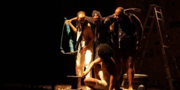 PARA NÃO DIZER QUE NÃO FALEI DE FLÚOR*