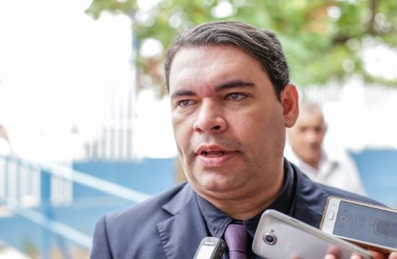 Prefeitura garante continuidade do contrato de coleta de lixo na cidade