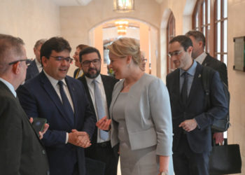 Governador apresenta na Alemanha diferenciais da produção de hidrogênio verde