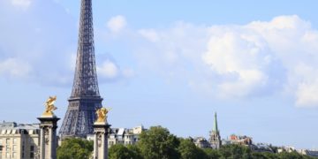 Dia dos namorados diferente: conhecendo a cultura do amor na França