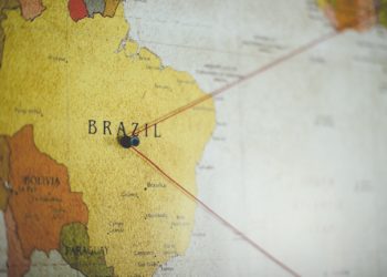 Experiência acadêmica no exterior garante melhores salários