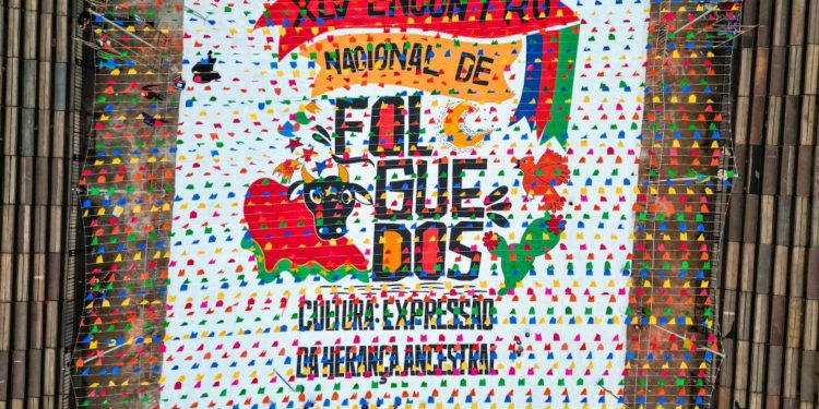 Folguedos inicia hoje com show de Zezo, Coral dos Vaqueiros e Gonzaga Lu