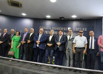 Câmara Municipal presta homenagem aos 60 anos da Rádio Pioneira