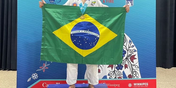 Judoca piauiense é campeão Mundial de Polícias e Bombeiros no Canadá