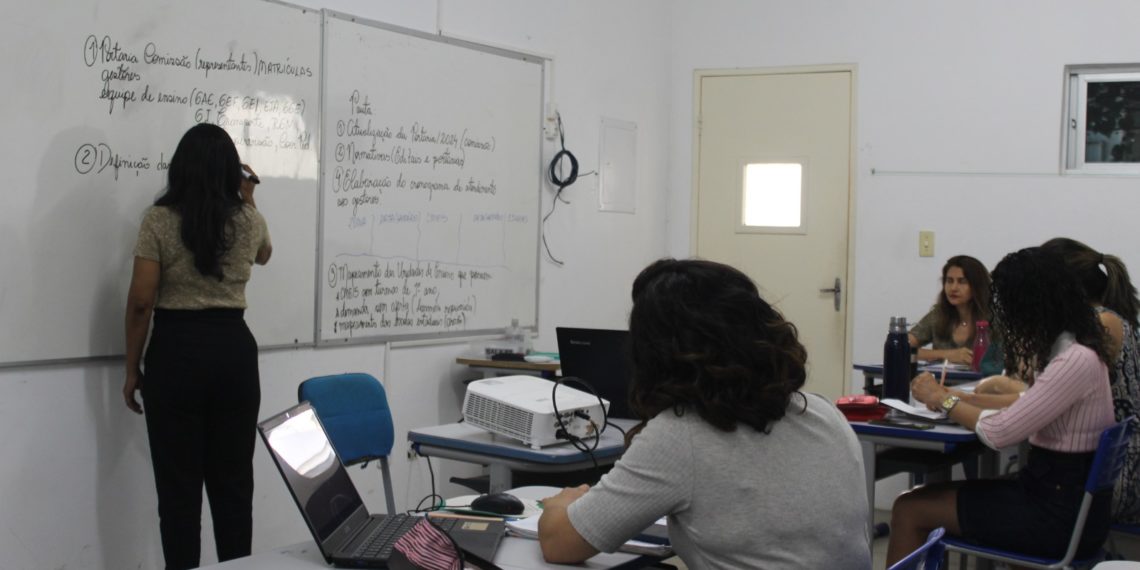 Semec começa a definir o calendário do ano letivo de 2024