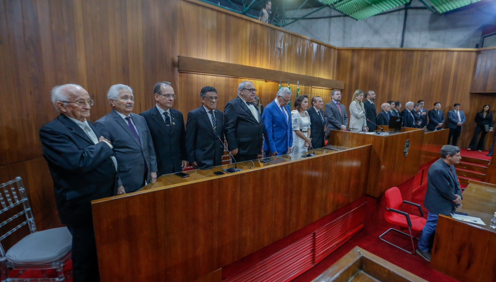 Assembleia Legislativa do Piauí presta homenagem aos maçons