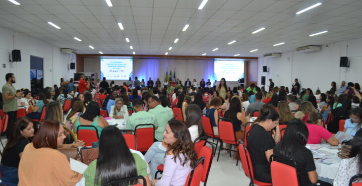 Seminário sobre a primeira infância reúne 350 participantes em Teresina
