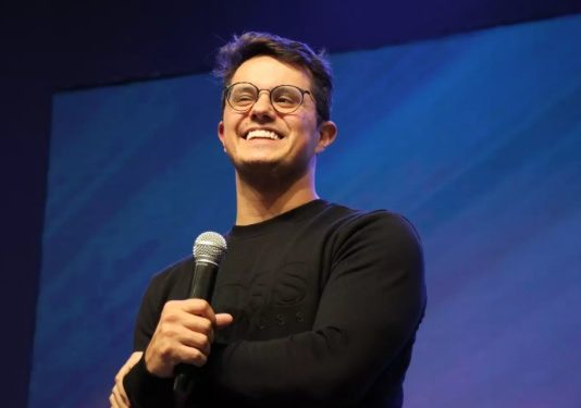 Deive Leonardo estará em Teresina dia 20 de outubro com “A Resposta parte II”