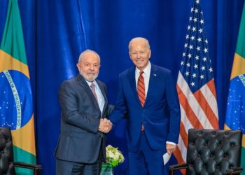 Ao lado de Biden, Lula defende fortalecimento de sindicatos e novas regras trabalhistas