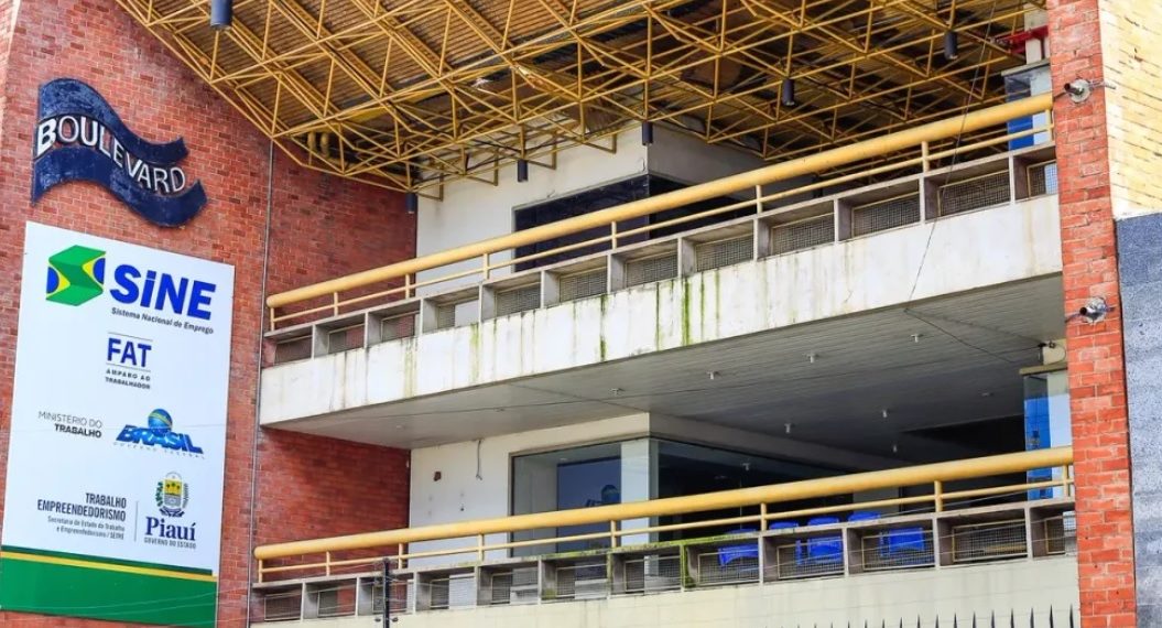 Sine disponibiliza mais de 120 vagas de emprego