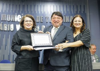 Câmara Municipal de Teresina entrega “Título de Cidadania Teresinense” a Thesco Silva