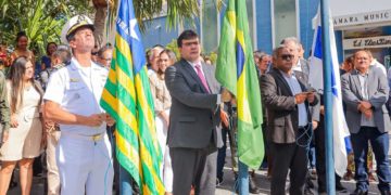 No Dia do Piauí em Parnaíba, Rafael Fonteles pede sabedoria para governar com justiça