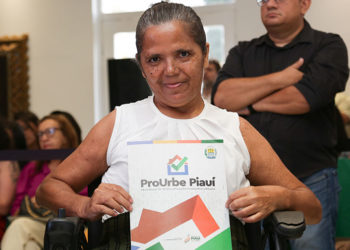 Governador lança programa para regularizar 50 mil imóveis em Teresina