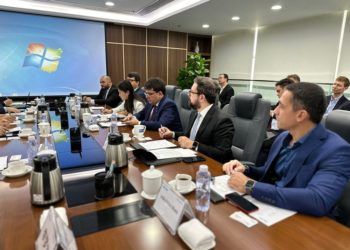 Na China, Rafael Fonteles discute parcerias em tecnologia