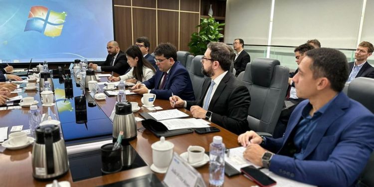 Na China, Rafael Fonteles discute parcerias em tecnologia