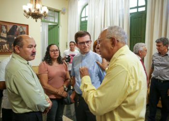 Prefeitura faz doação de terreno para construção de Paróquia