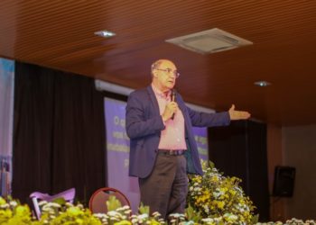 Em Teresina, médicos médiuns de São Paulo e do Rio de Janeiro lançam livros