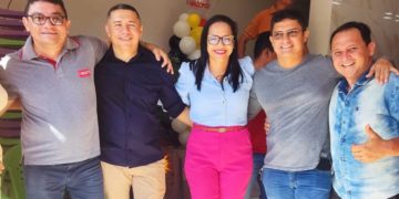 Ex-vereadora do PT deixa partido para disputar prefeitura de José de Freitas