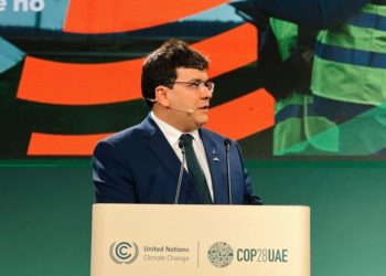Governador apresenta projeto de hidrogênio verde do Piauí na COP 28 em Dubai