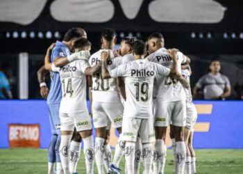 Santos vive madrugada de terror após rebaixamento