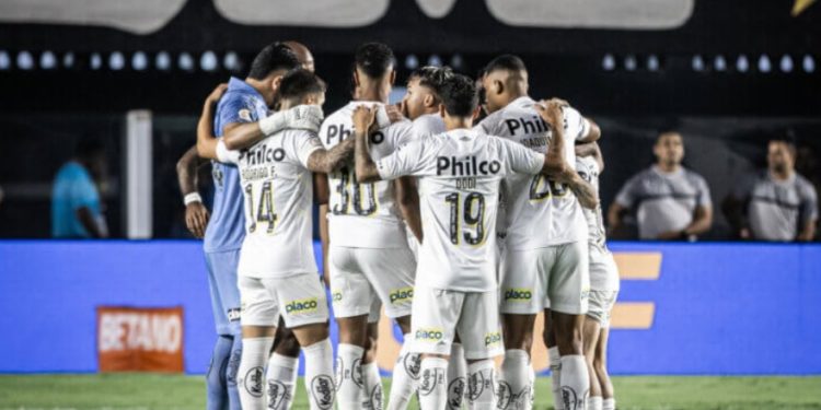 Santos vive madrugada de terror após rebaixamento