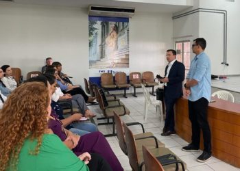 Médico Ítalo Costa toma posse como presidente da FMS