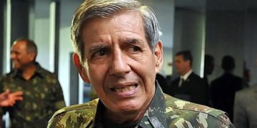 Em reunião, general Heleno falou em infiltrar Abin nas campanhas em 2022